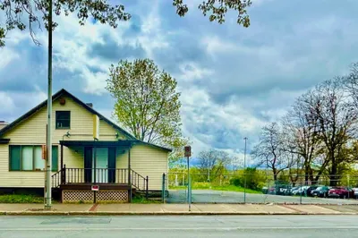 530 Maple Street