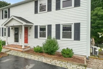 56 Oakhurst St #2 1