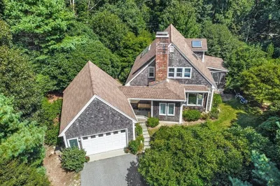 60 Oyster Pond Rd 1