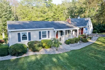 258 Edgewood Rd 1
