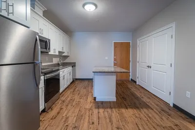 75 Commercial St #202