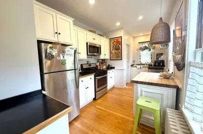 104 Fayerweather St #2