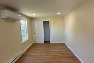 1 Pond Pl #1 1