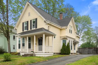 68 Linden St 1