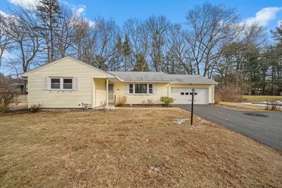 221 Bel Air Drive 1