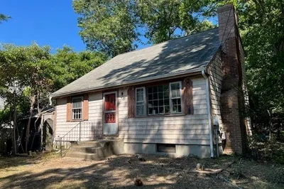 87 Dexter Road