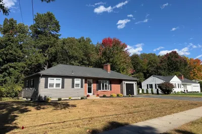 480 Bliss Rd 1
