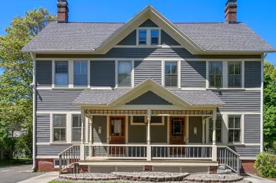 312-314 Springfield St 1