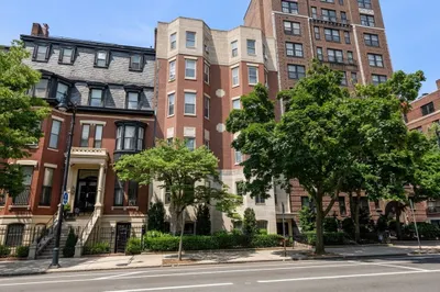 286 Beacon Street #8 1