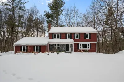 9 Garrison Ln
