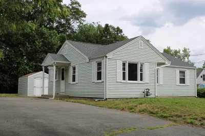 15 North Hood St