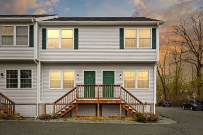 13 Dexter St #16 1