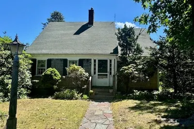 160 Causeway Road 1