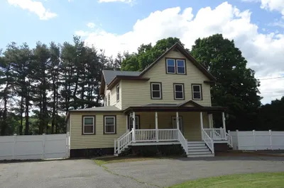 361 River Rd 1