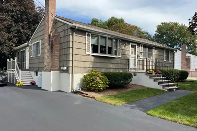 18 Lillian Rd