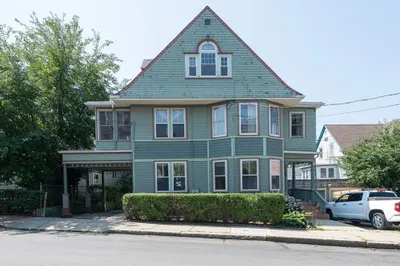 96 Munroe St 1