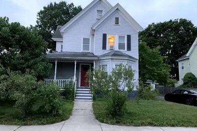 16 Shawmut Ave