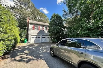 32 Coyne Rd #32