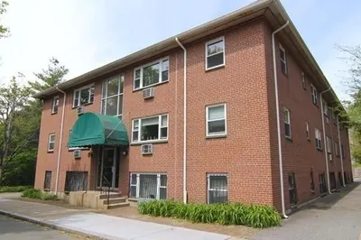 11 Cogswell Avenue #17