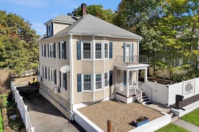 25 Wasa St 1