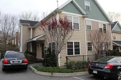 8 Grant St #15 1