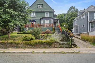 404 Pleasant Street #2 1