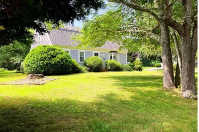 12 Old Mattapoisett Neck Rd