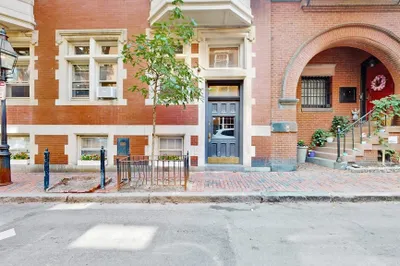30 Pinckney St #2