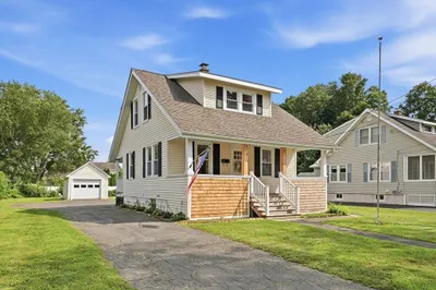 22 Highland View St 1