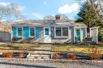 57 Central Park Ct 1