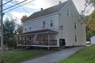 409 NE Main St
