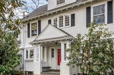 128 Bradford Street