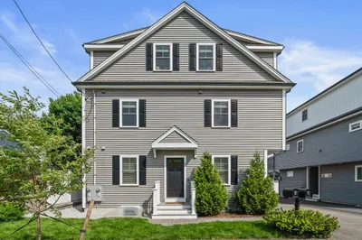 61 Gale Street #1 1