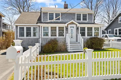 56 Kenneth Rd