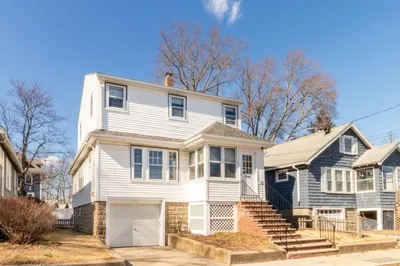 37 Cotuit St