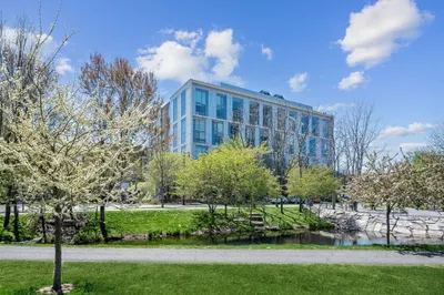 1 Earhart Street #723