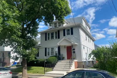 137 Webster St 1
