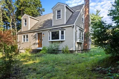 12 Tall Pines Road 1