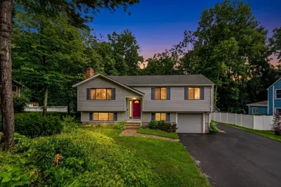 69 Lake St 1