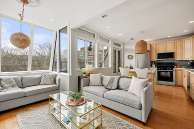 21 Worcester Sq #5