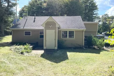 143 Center St 1