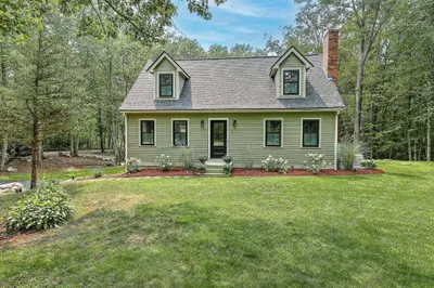132 Fairview Ave 1