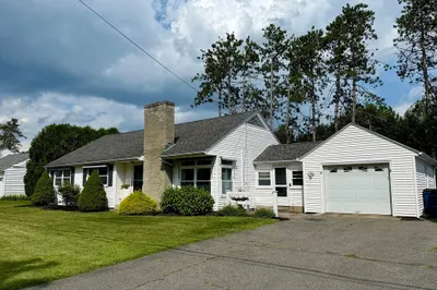 12 Mountainview Dr 1