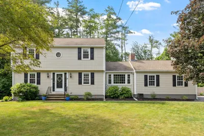 12 Crabapple Lane 1
