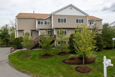 30 Queen Isabella Way #30 1