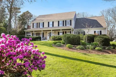 2 Briar Patch Circle