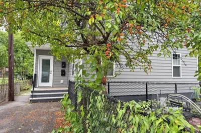 7 Reeds Ct #2 1