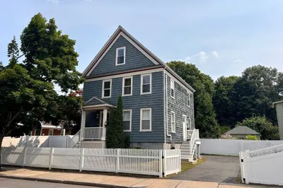 29 Sylvan St #2 1