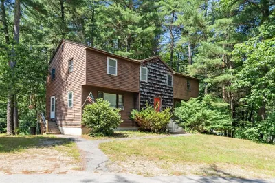 196-198 Hayden Rd 1