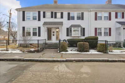 43 Keyes St